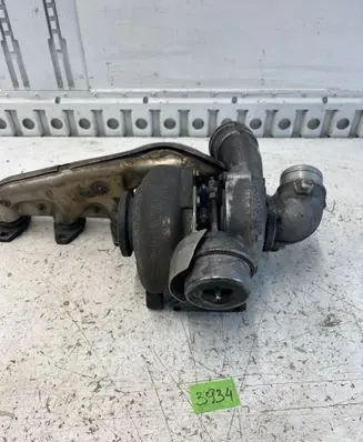 Volkswagen Multivan T5 Turbo 070145701E 50188175 K049700032Z
