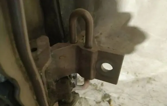 Audi 80 90 B3 Rear door lower hinge 