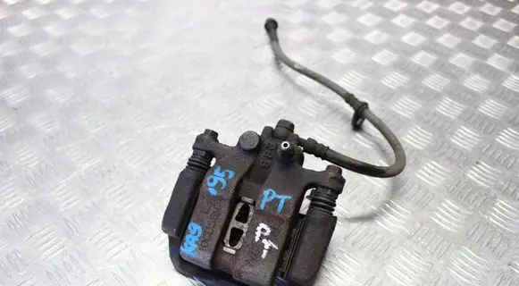 Honda Legend III KA9 Rear brake caliper
