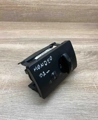 Ford Mondeo Mk III Light switch 1S7T13A024CB 0106060