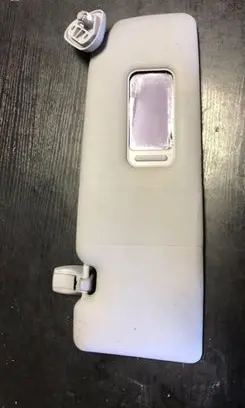 Sun visor