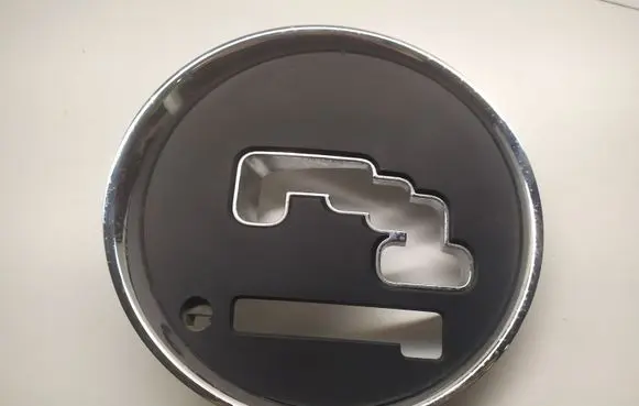 Hyundai Tucson TL Gear shifter surround trim plastic P0144