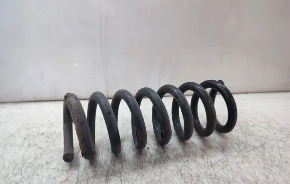 Mercedes-Benz C W204 Rear coil spring