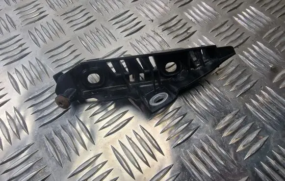 Volkswagen PASSAT B8 Front bumper mounting bracket 3G0807050