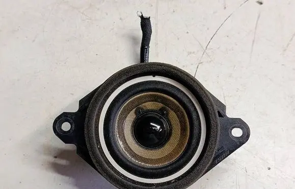 Mazda CX-5 Panel speaker GKK866960U4 GKK866960 3526163010