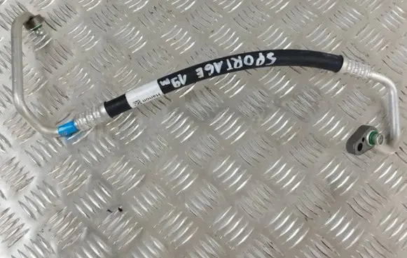 KIA Sportage Air conditioning (A/C) pipe/hose 97762D7600