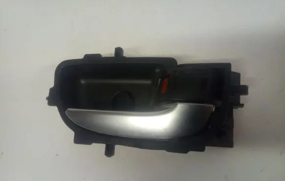 Toyota Yaris Front door interior handle