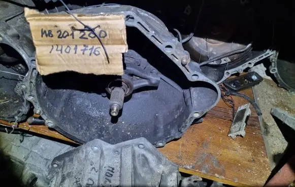 Mercedes-Benz 190 W201 Manual 5 speed gearbox