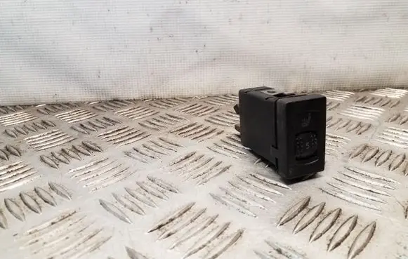 Volkswagen PASSAT B5 Seat heating switch 3B0963564C
