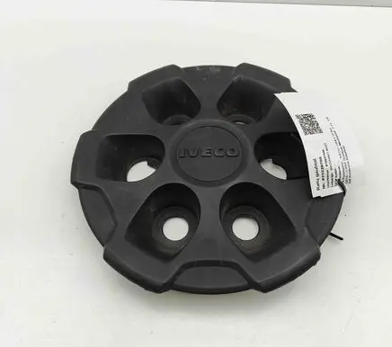 Iveco Daily 6th gen R20 wheel hub/cap/trim 5801804147
