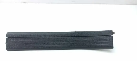 Mercedes-Benz C W204 Rear sill trim cover A2046860336 2046860336