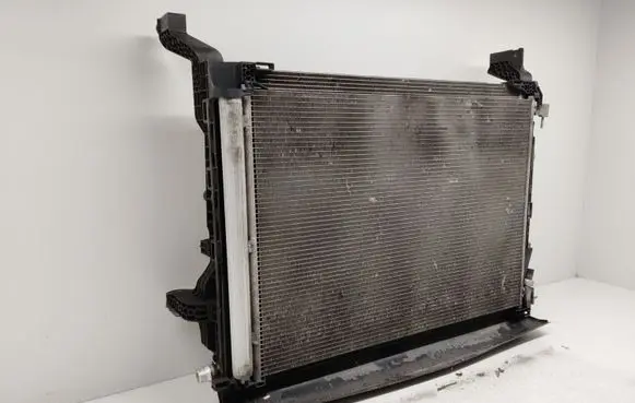 Mercedes-Benz Vito Viano W447 Radiator set A0995003500 A0999063802 0130707483