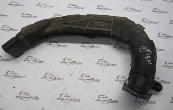 Ford Mondeo Mk III Air intake duct part 9A675