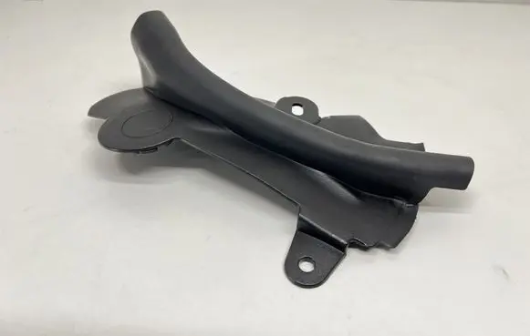 BMW 7 G11 G12 Engine compartment rubber 7347395