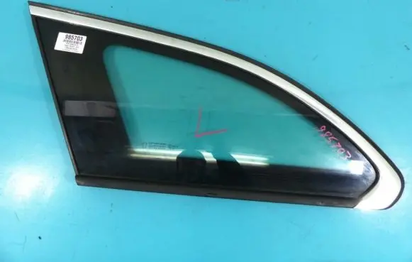 Peugeot 508 Rear side window IMPRK985703
