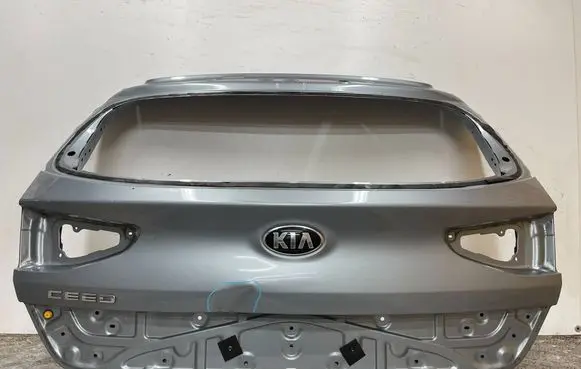 KIA Ceed Tailgate/trunk/boot lid 