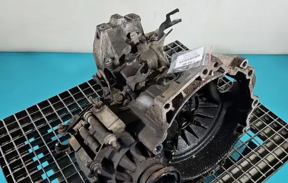 Volkswagen Golf IV Manual 5 speed gearbox DUW IMPRK1593560