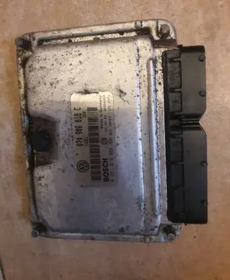 Volkswagen Multivan T4 Engine control unit/module 074906018C 28SA4060