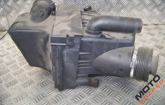 BMW 5 E39 Air filter 