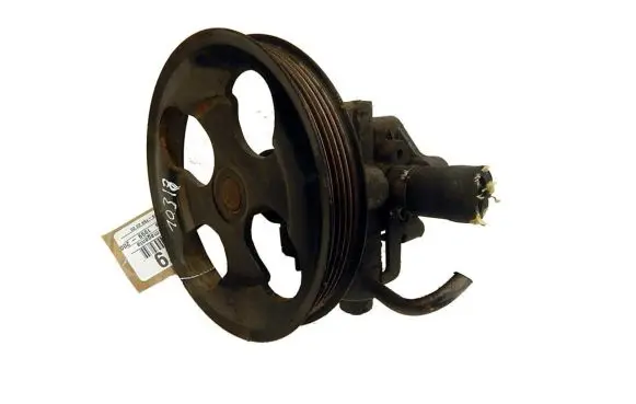 Mitsubishi Carisma Power steering pump