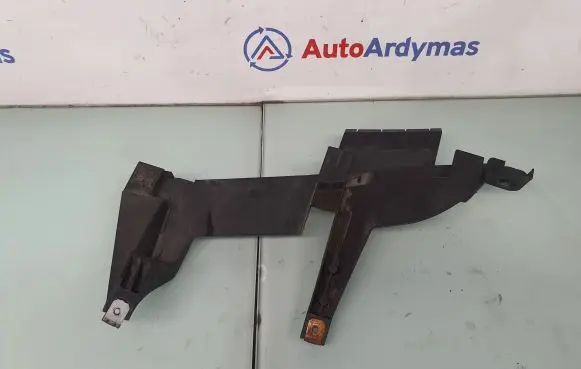 BMW X3 E83 Headlight/headlamp mounting bracket 6939199 63126939199