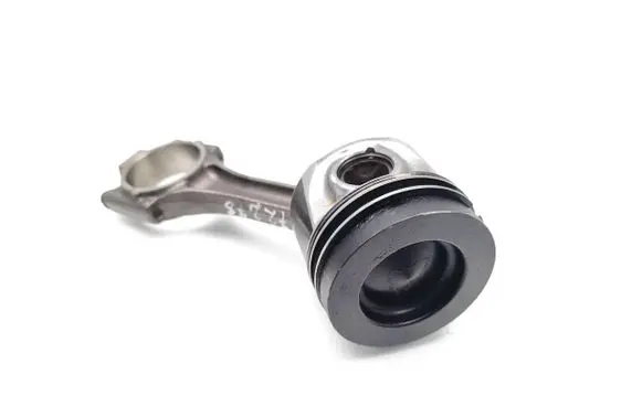 Volkswagen Polo V 6R Piston with connecting rod CFWA