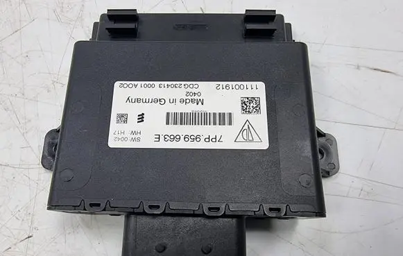 Porsche Panamera (970) Voltage converter/converter module 7PP959663E