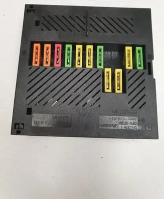 BMW 7 E65 E66 Fuse box set 13943701 7510638