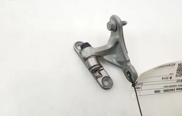 Mercedes-Benz B W245 Front door upper hinge A1697200137