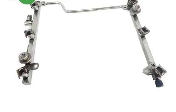 Mercedes-Benz R W251 Fuel main line pipe A2720700995