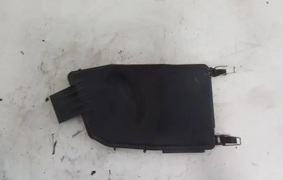 Mercedes-Benz C W203 Fuse box cover 2035450203