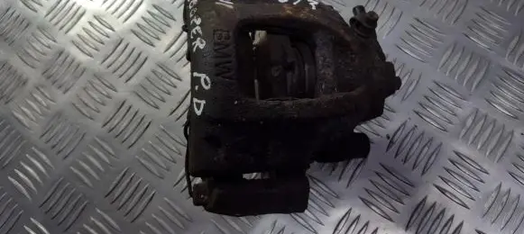 Mini One - Cooper R50 - 53 Front brake caliper
