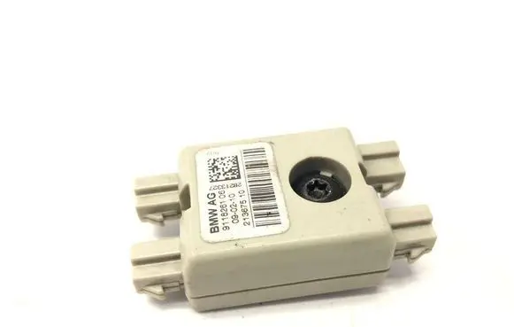 BMW 7 F01 F02 F03 F04 Aerial antenna amplifier 9118261 21367510