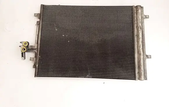 Volvo XC70 A/C cooling radiator (condenser)