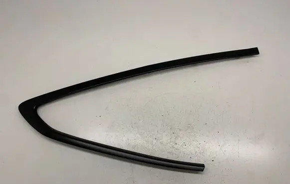 BMW 3 GT F34 Rear side glass trim 27000726