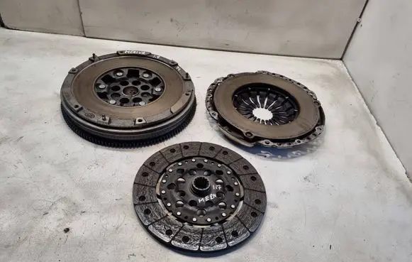 Opel Meriva A Clutch set kit 415025610 24501