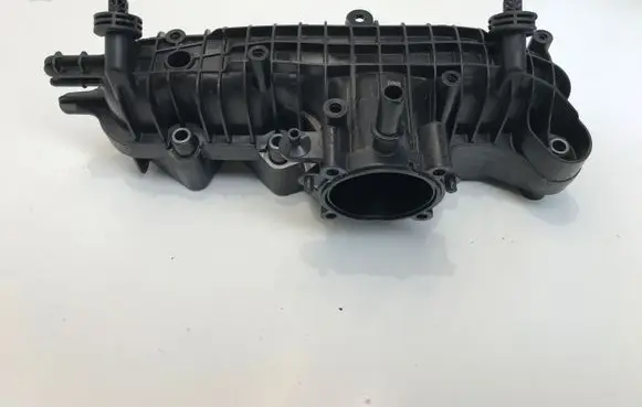 Volvo XC40 Intake manifold 32257849 2111090180 1158968806