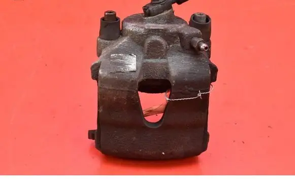 Skoda Octavia Mk3 (5E) Front brake caliper