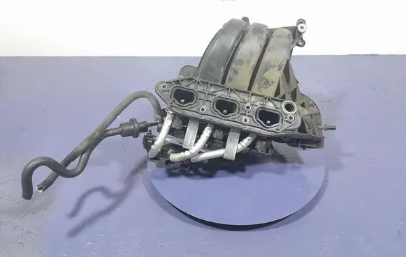 Skoda Fabia Mk3 (NJ) Intake manifold 04C133201Q