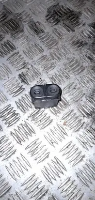 Volkswagen Sharan Windscreen/window heater switch