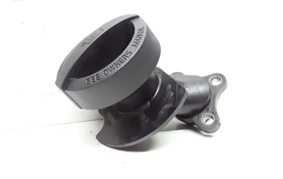 Volvo XC60 Oil fill pipe 31330189