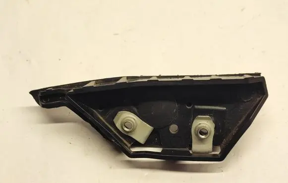 Ford Mustang VI Fender mounting bracket JR3B17D958A