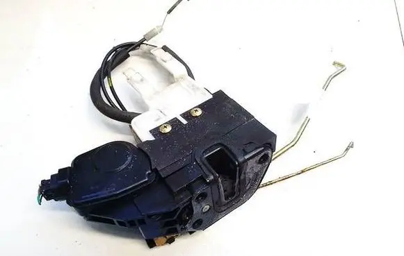 Hyundai Santa Fe Front door lock 
