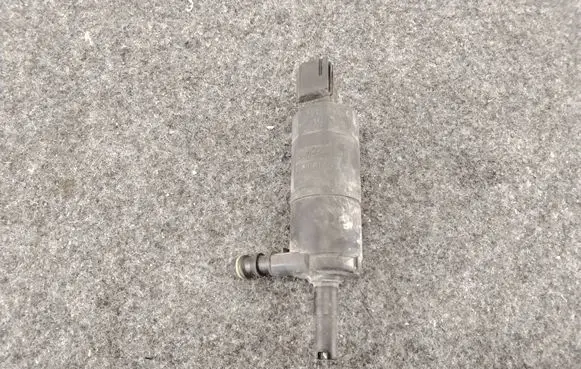 Jaguar XF X250 Headlight washer pump 5W9313K082AA