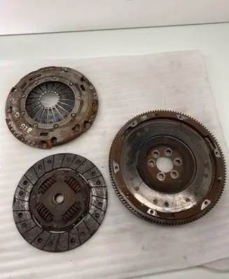 Volkswagen Golf V Clutch set kit 03C105273B 043082000411 03C141031E