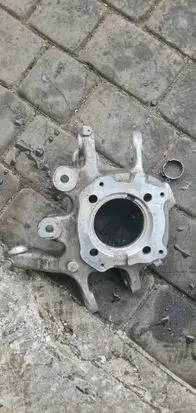 Rear wheel hub