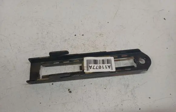 Opel Astra F Seat belt adjustment rail 