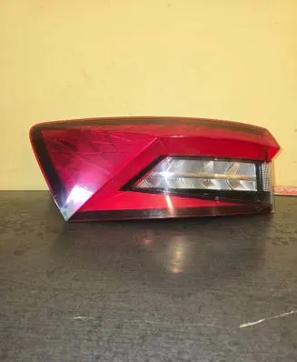 Skoda Kodiaq Rear/tail lights 565945207A L90117258