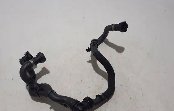 Renault Clio V Engine coolant pipe/hose 215753014R