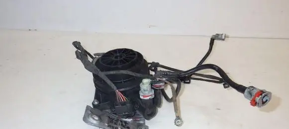 Mercedes-Benz B W247 Fuel filter housing A0029907917